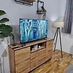 Dorian Gray Sa Garazom Apartment