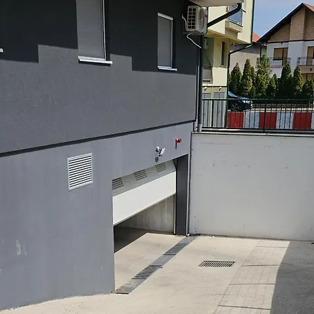 Dorian Gray Sa Garazom 아파트 *