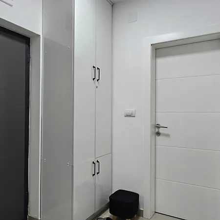 Dorian Gray Sa Garazom 아파트 *